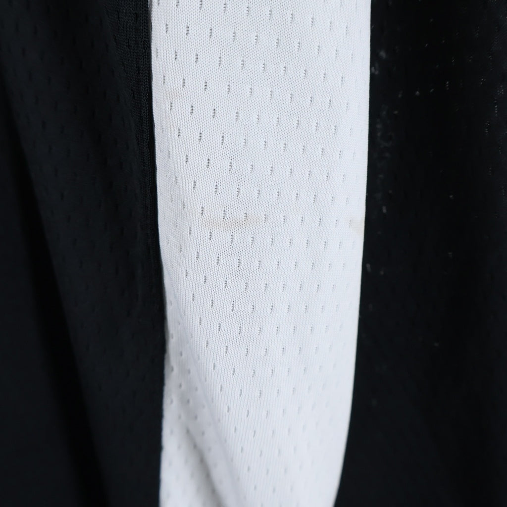 BALENCIAGA(バレンシアガ) 26SS NBA COLLABORATION オーバーサイズ ロングスリーブ長袖Tシャツ ブラック 864877 TTVW11060