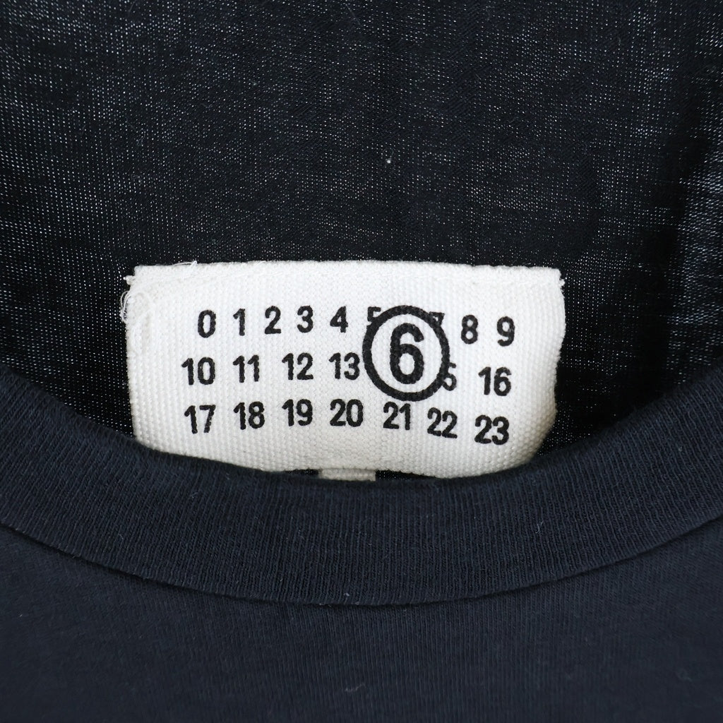 MM6 Maison Margiela(エムエムシックスメゾンマルジェラ) フロントロゴパッチ クルーネック半袖カットソーTシャツ ブラック SH0GC0069