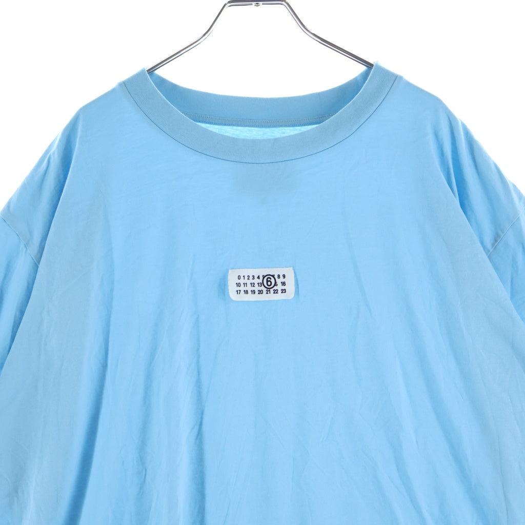 MM6 Maison Margiela(エムエムシックスメゾンマルジェラ) 24SSナンバリングロゴ クルーネック半袖カットソーTシャツ ブルー SH0GC0017 S24312