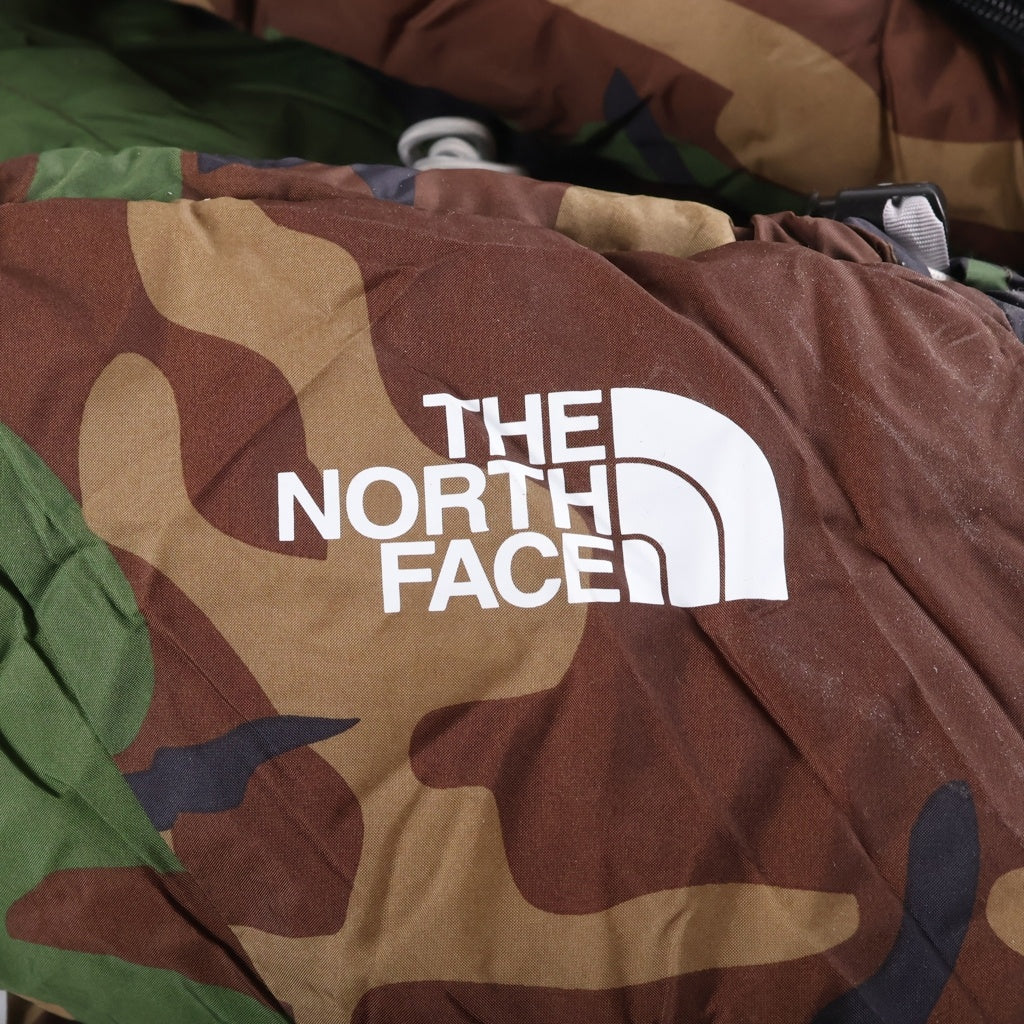 SUPREME(シュプリーム) × THE NORTH FACE Dolomite Sleeping Bag ドロマイト封筒型シュラフ 寝袋 ニュートープカモ グリーン NBR04004