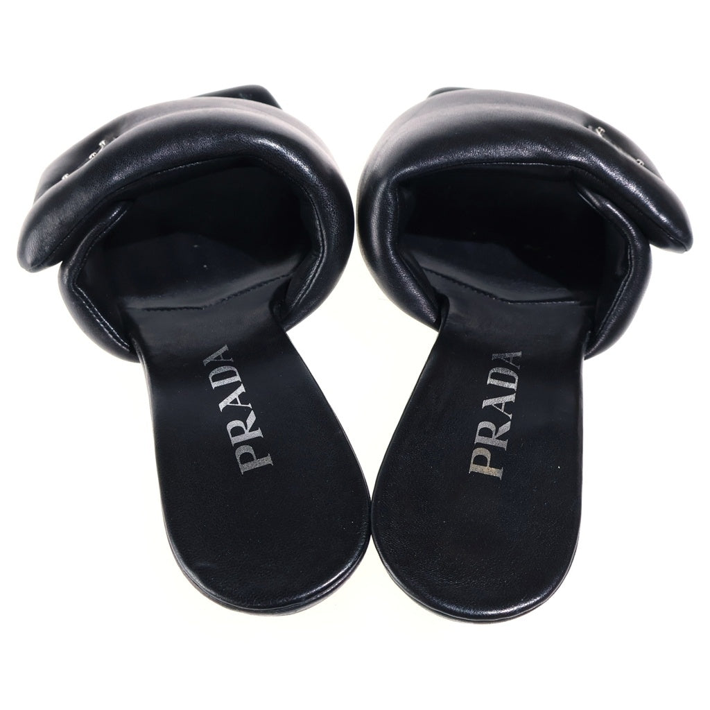 PRADA(プラダ) ソフト パデッドナッパレザー トライアングルロゴ サンダル レディース ブラック 1XX654 2DL8 F0002