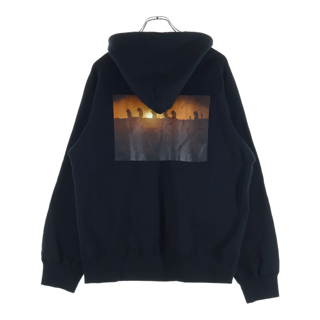 Sacai(サカイ) 25AW WHERE THE WILD THINGS ARE スローガン 両面プリント フーデット プルオーバーパーカー ブラック 25-01002S