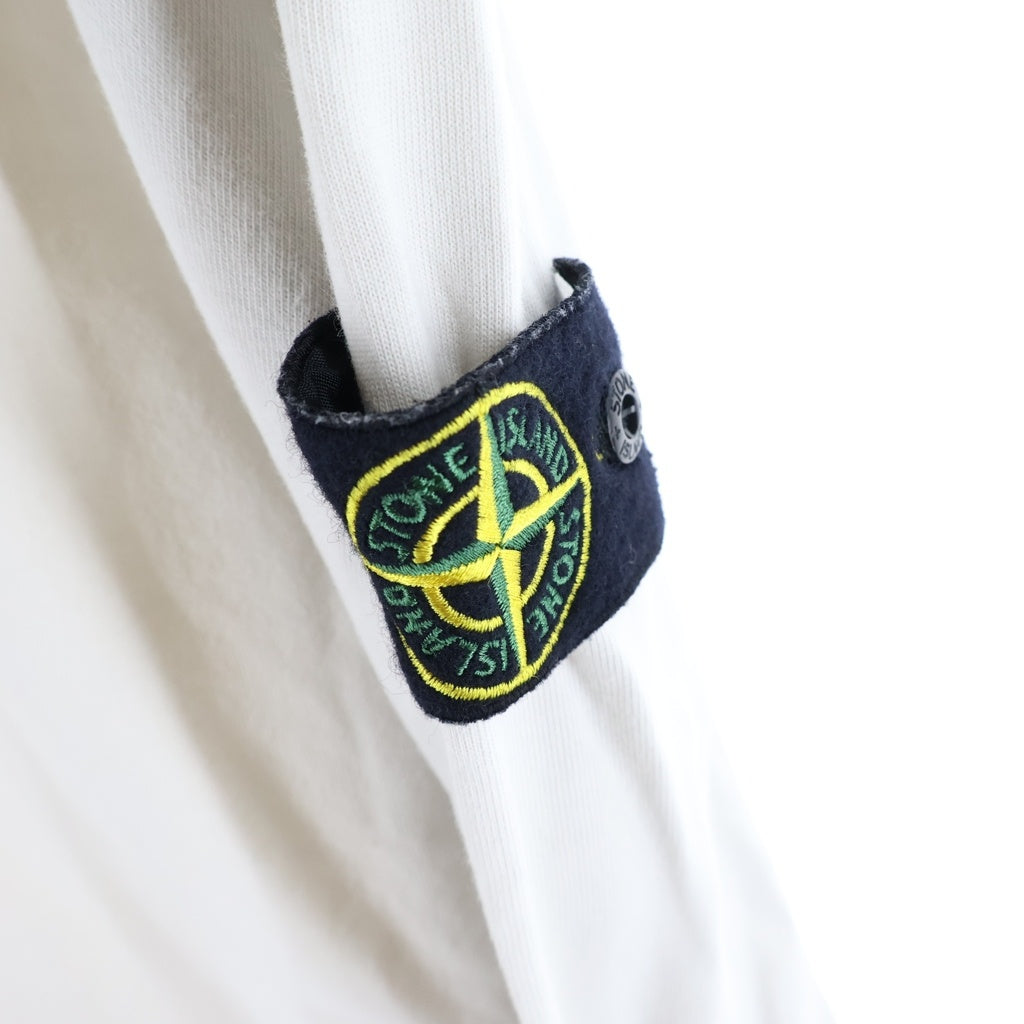 STONE ISLAND(ストーンアイランド) GARMENT DYED ガーメントダイ ワッペンロゴ付き クルーネック スウェットトレーナー ホワイト 791563750