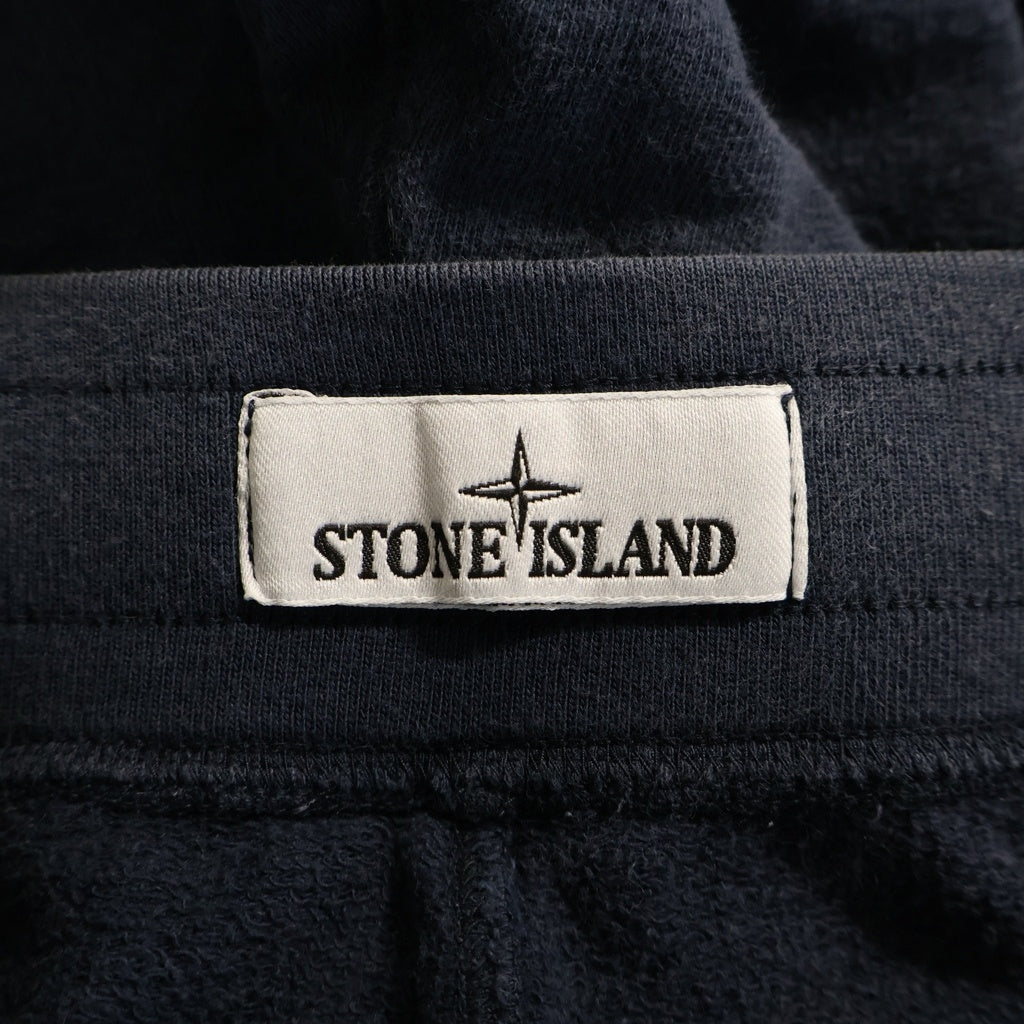 STONE ISLAND(ストーンアイランド) ロゴ刺繍パッチ バミューダ スウェットショートパンツ ネイビー 801563460