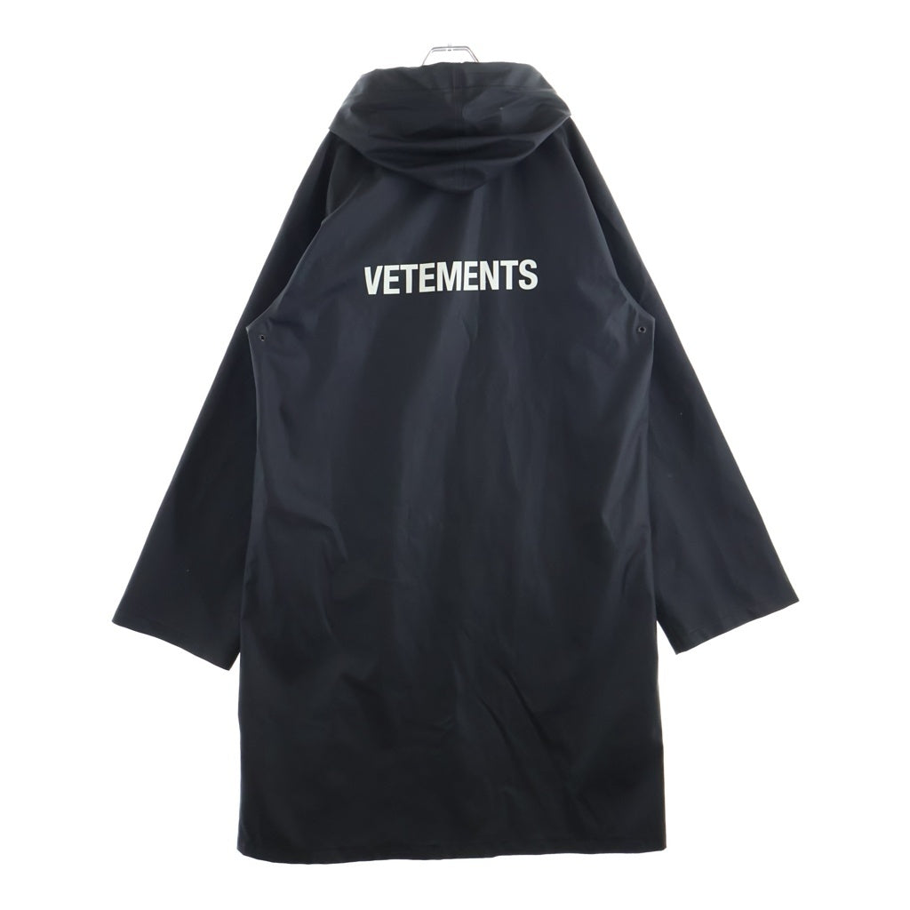 VETEMENTS(ヴェトモン) 17AW Oversized Hooded Raincoat オーバーサイズ フーデット レインコート ブラック WAH18JA24