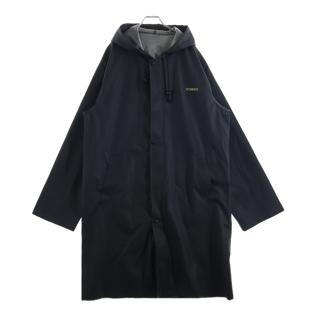 VETEMENTS(ヴェトモン) 17AW Oversized Hooded Raincoat オーバーサイズ フーデット レインコート ブラック WAH18JA24