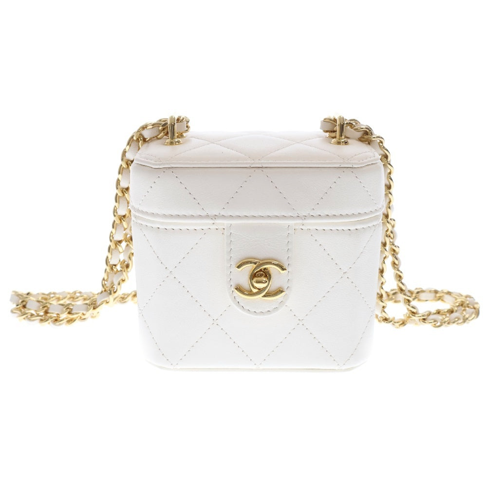 CHANEL(シャネル) マトラッセ ラムスキン チェーンショルダーバッグ レディース ホワイト AP3459