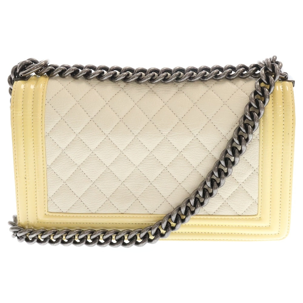 CHANEL(シャネル) ボーイシャネル ココマーク パテント切替 キャビアスキン チェーンショルダーバッグ ホワイト