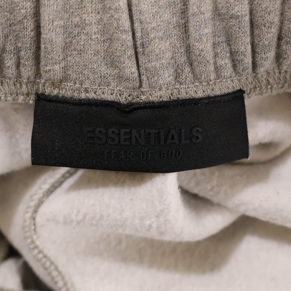 FEAR OF GOD ESSENTIALS(フィアオブゴッド エッセンシャルズ) SHORT PANTS ラバーロゴ スウェットハーフパンツ ショーツ グレー