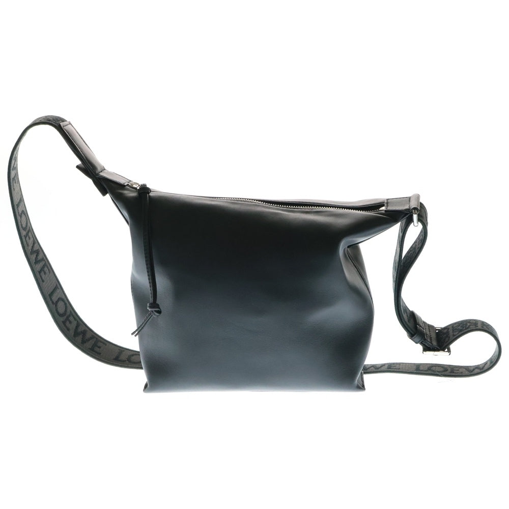 LOEWE(ロエベ) Small Cubi crossbody bag キュービィ クロスボディバッグ ブラック B906Q63X04