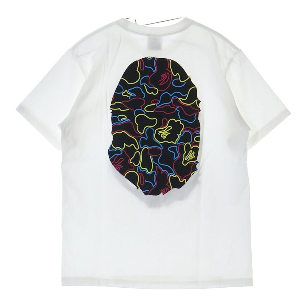 A BATHING APE(アベイシングエイプ) NEON CAMO BIG APE HEAD TEE クルーネック半袖Tシャツカットソー ホワイト 001TEL301039