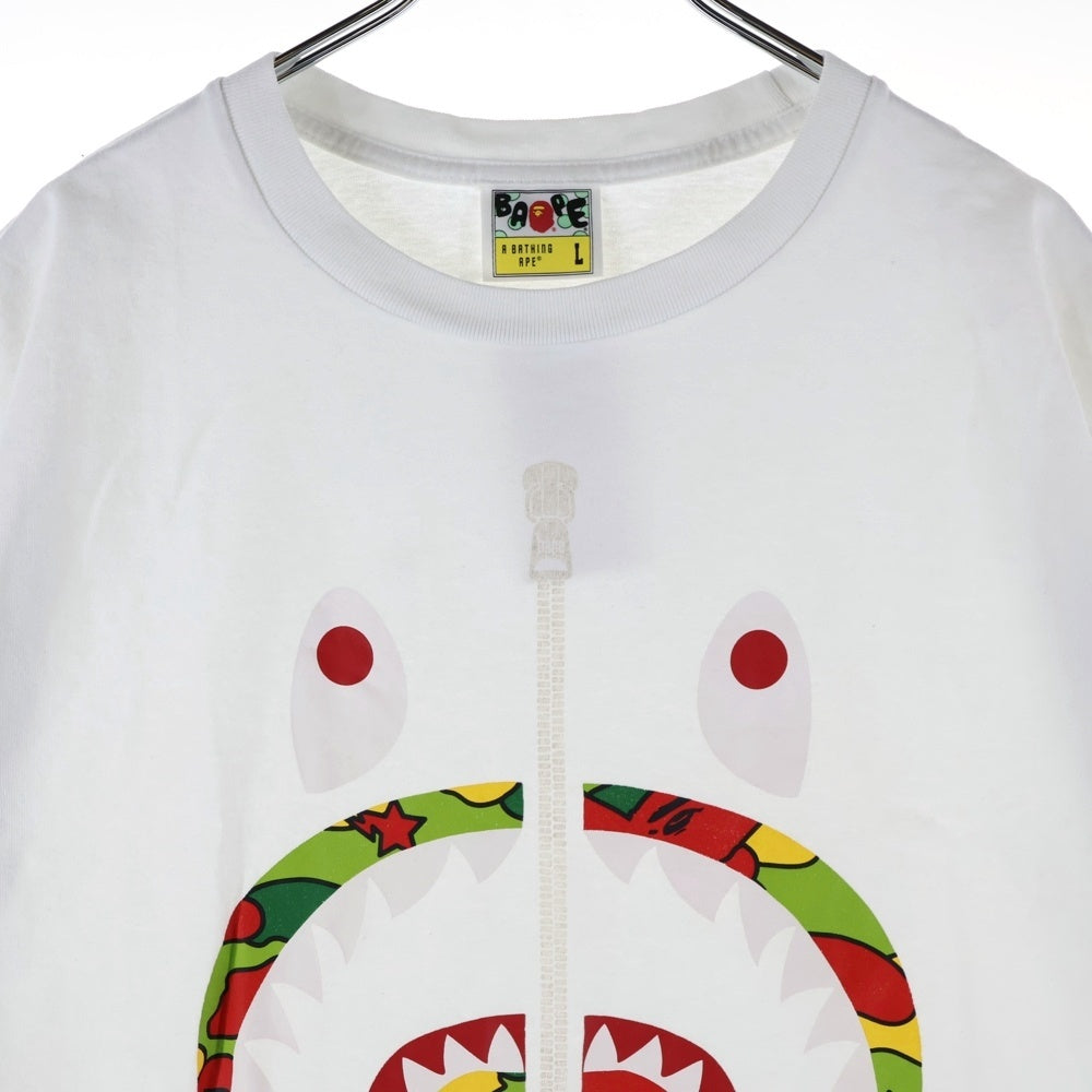 A BATHING APE(アベイシングエイプ) STA CAMO SHARK TEE フロントプリントクルーネック半袖Tシャツカットソー ホワイト 001TEH801031M