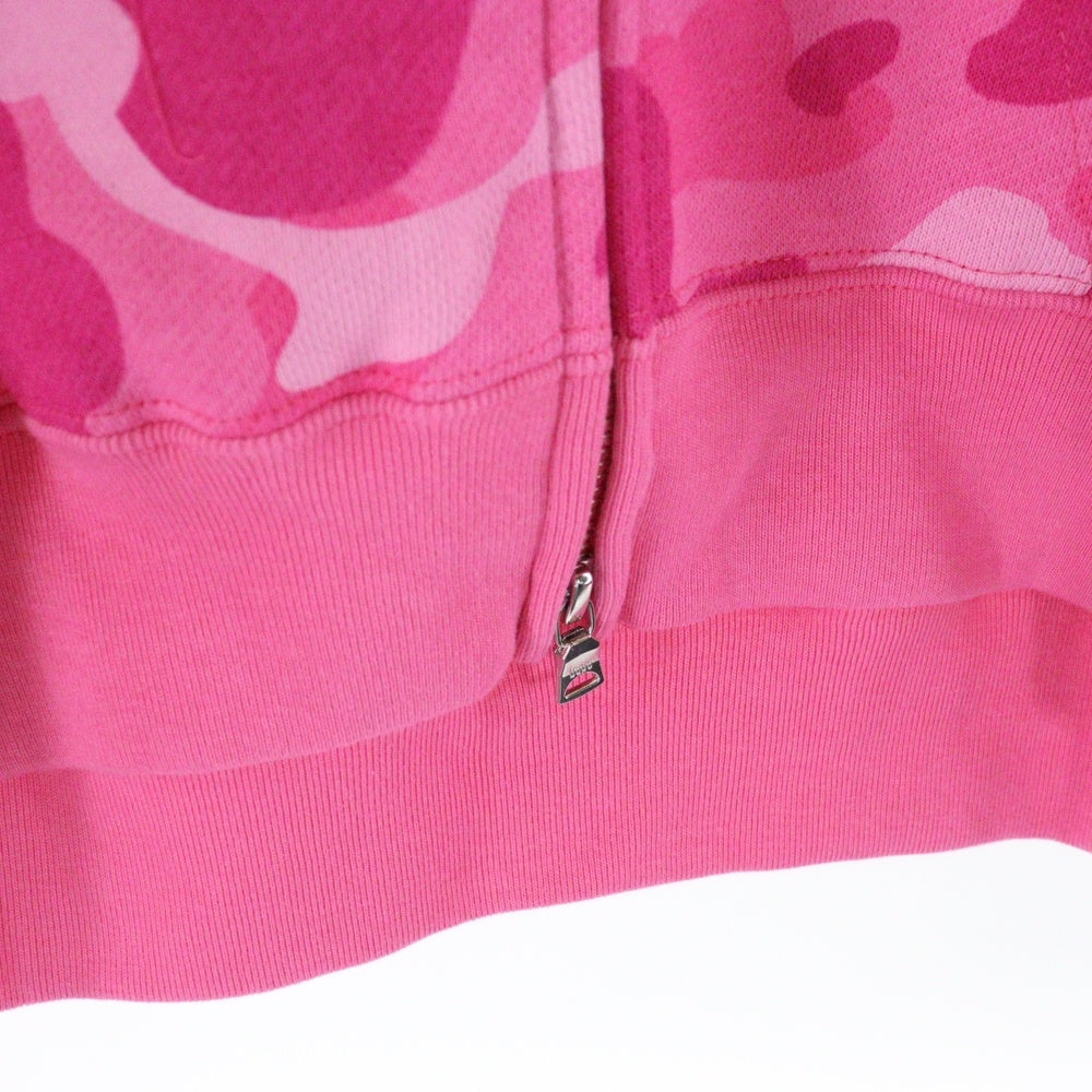 A BATHING APE(アベイシングエイプ) COLOR CAMO CRYSTAL STONE SHARK CROPPED FULL ZIP HOODIE カラーカモ クリスタル シャーク フルジップアップパーカー レディース ピンク 001ZPL802010L