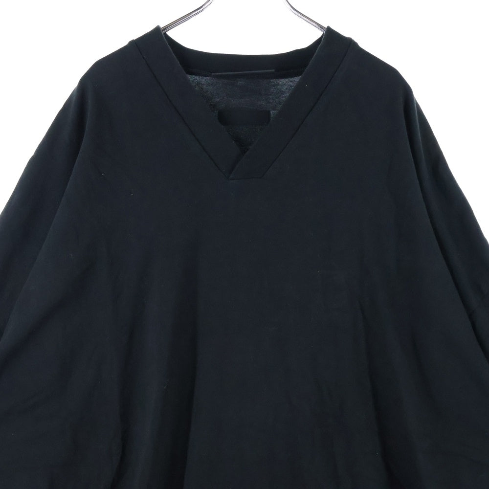 FEAR OF GOD ESSENTIALS(フィアオブゴッド エッセンシャルズ) バックラバーロゴプリント Vネック半袖Tシャツカットソー ブラック
