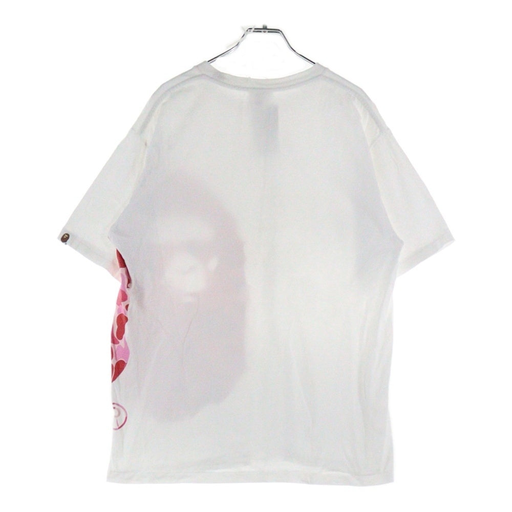 A BATHING APE(アベイシングエイプ) ABC CAMO SIDE BIG APE HEAD TEE サイドプリント クルーネック半袖Tシャツカットソー ホワイト/ピンク 001TEI301007M