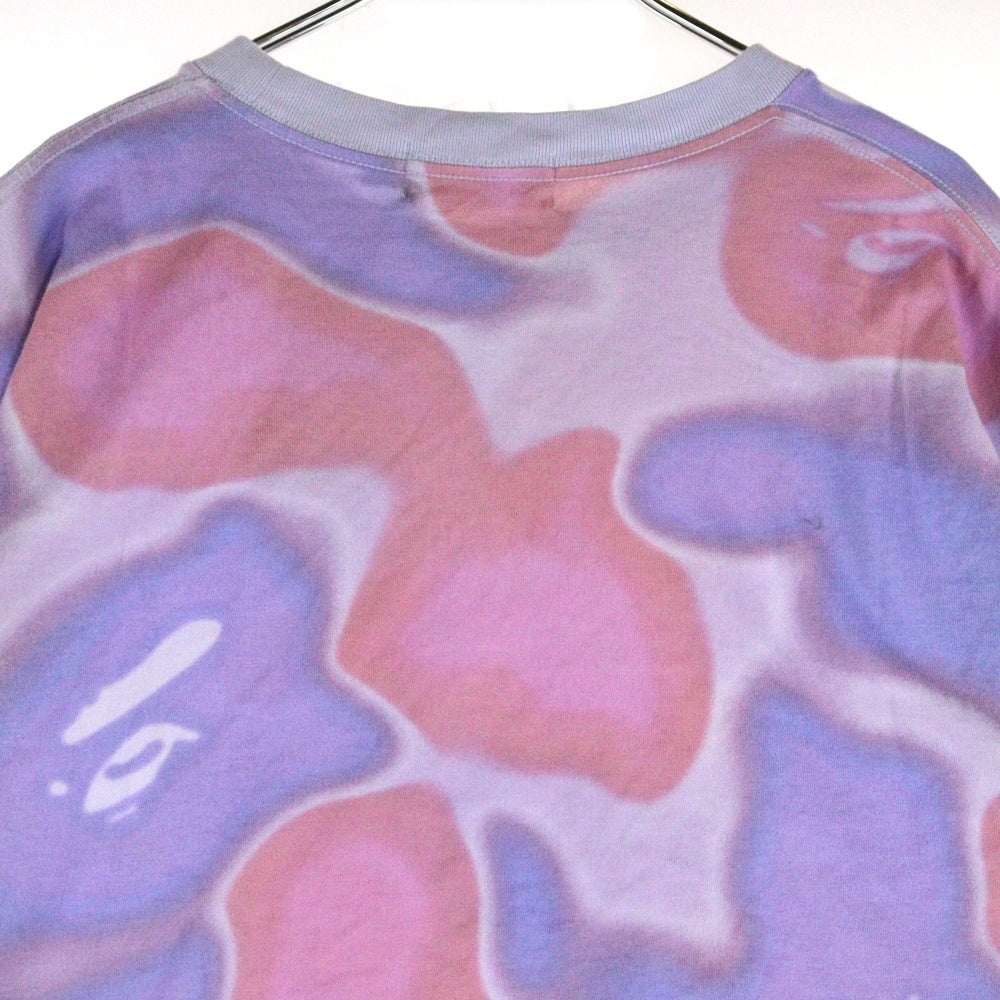 A BATHING APE(アベイシングエイプ) LIQUID CAMO カモ総柄 ロゴプリント クルーネック半袖Tシャツカットソー パープル 001CSK302003L