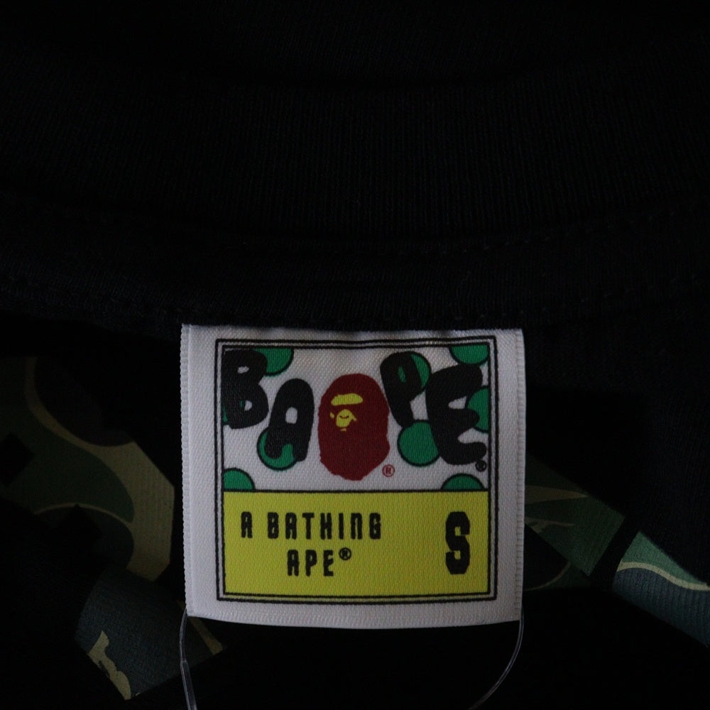 A BATHING APE(アベイシングエイプ) ABC CAMO STA COLLEGE TEE ABC カモ スター カレッジ クルーネック半袖Tシャツカットソー ブラック/グリーン 1L80-110-009
