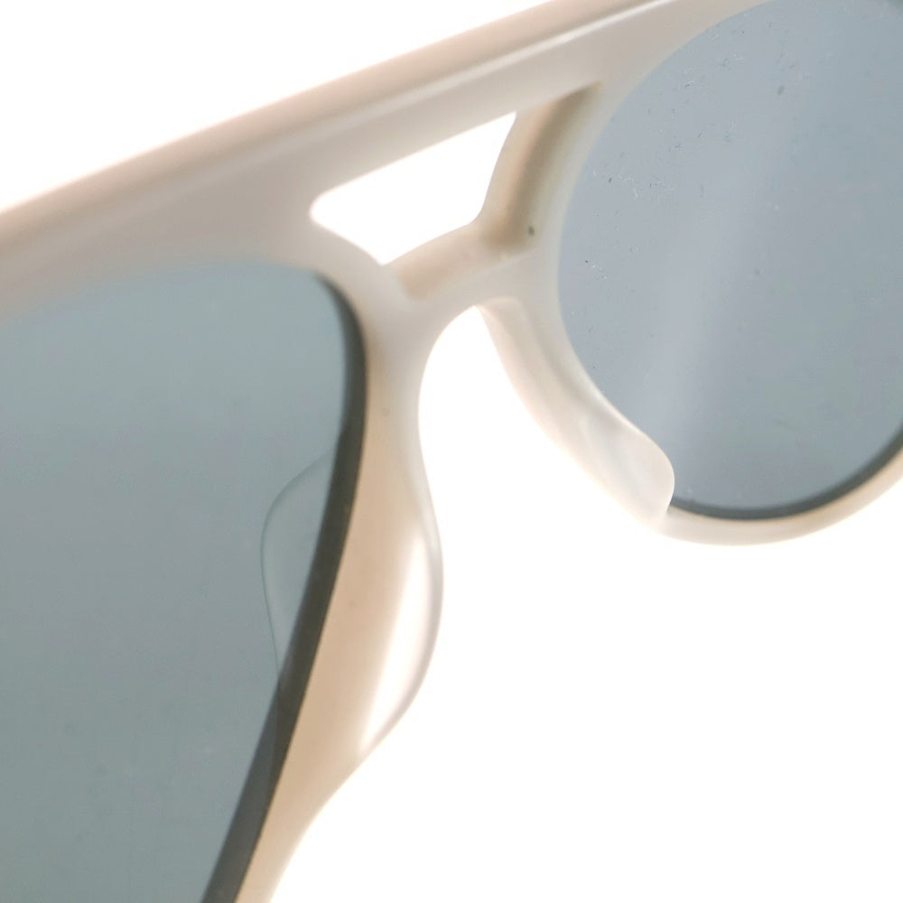 Armani Exchange(アルマーニ エクスチェンジ) ティアドロップサングラス グレー AX4133SF