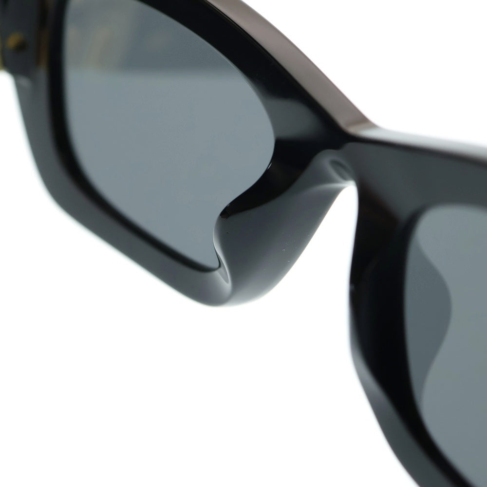 miumiu(ミュウミュウ) グリンプス テンプルロゴグレーレンズスクエアサングラス ブラック SMU09W_E1AB_F05S0_C_053