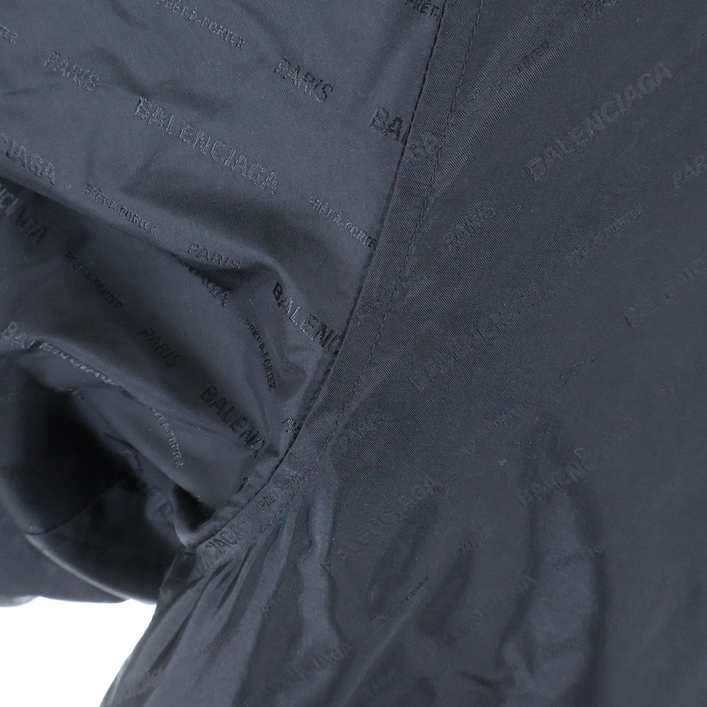 BALENCIAGA(バレンシアガ) 22SS 総柄ロゴキルティングナイロンコーチジャケット ブラック NC69 681457 TK040 1000