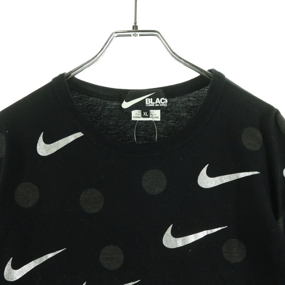 BLACK COMME des GARCONS(ブラックコムデギャルソン) ×NIKE スウッシュロゴドットプリント クルーネック半袖Tシャツカットソー ブラック 1O-T102