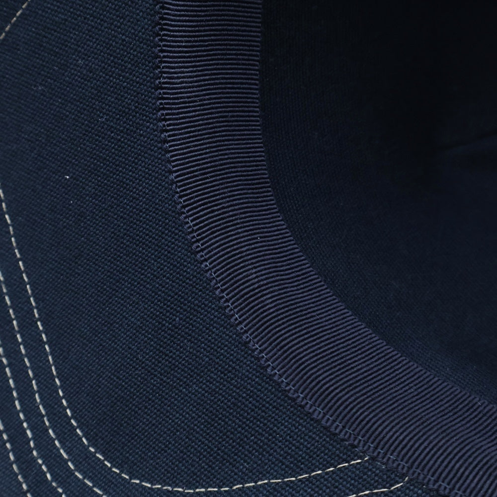 GUCCI(グッチ) フロントプリントロゴ キャンバス ベースボールキャップ ネイビー 813456 4HBE1