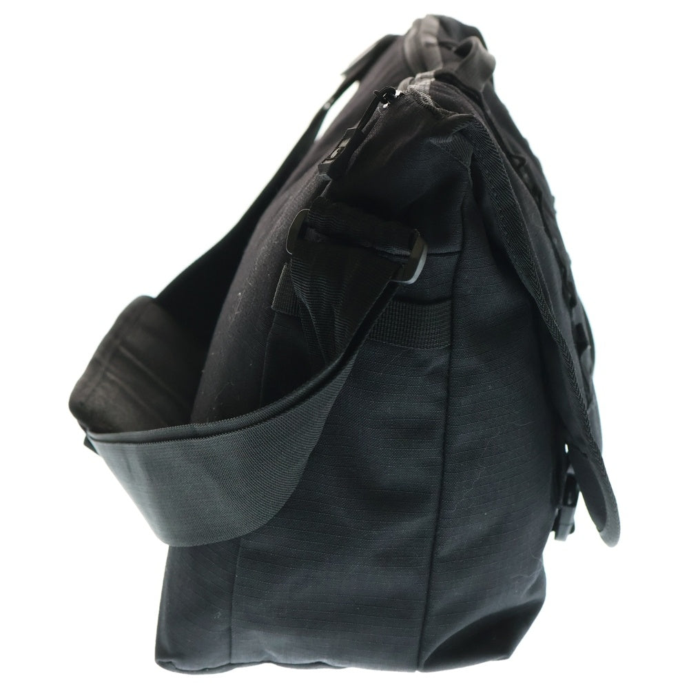 CARHARTT(カーハート) カーゴメッセンジャーバッグ ブラック 8952520001