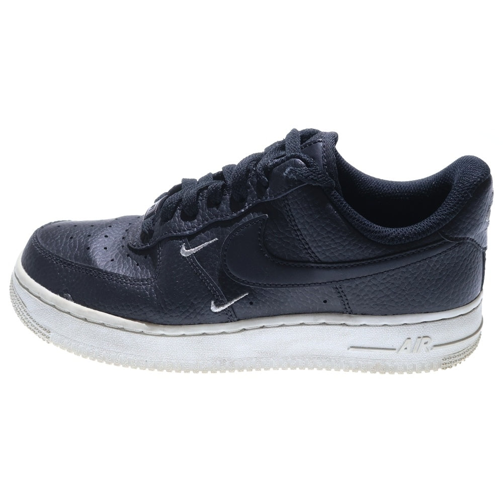 NIKE(ナイキ) WMNS Air Force 1 Low 07 Essential エアフォース1 07 エッセンシャル ローカットスニーカー ブラック US7/24cm CT1989-002