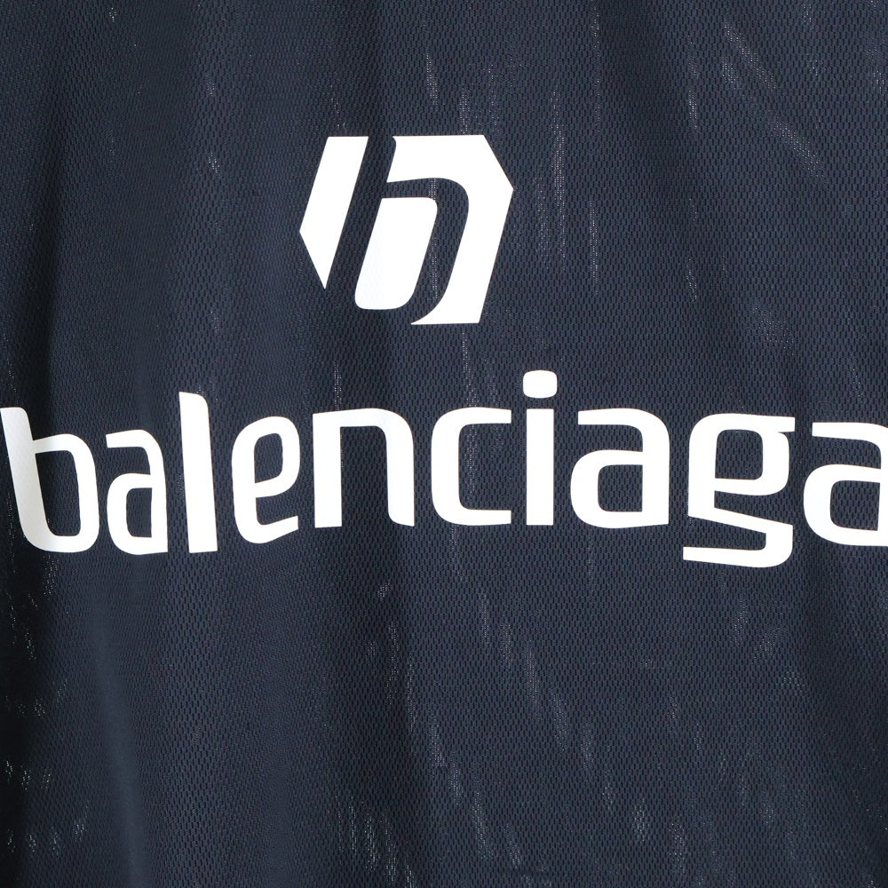 BALENCIAGA(バレンシアガ) 24SS Soccer サッカーロゴ オーバーサイズ 半袖Tシャツ ブラック 777705