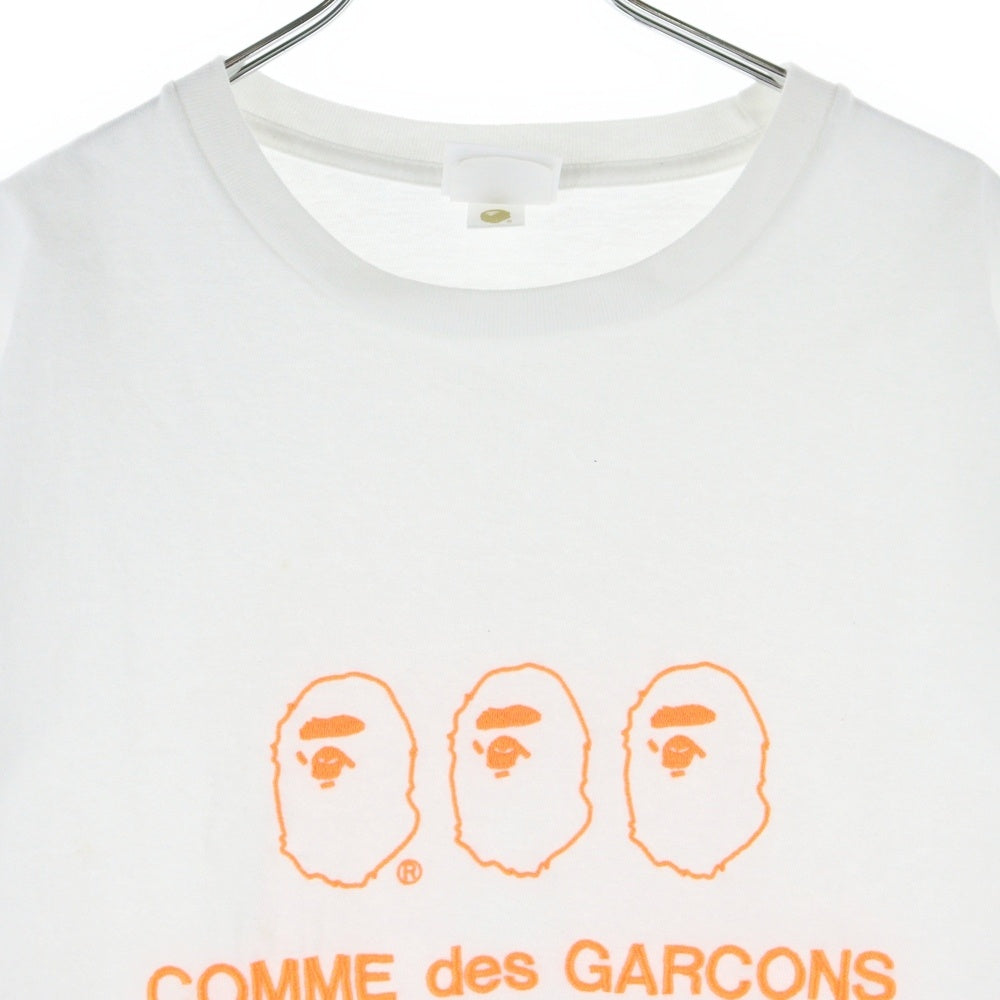 A BATHING APE(アベイシングエイプ) ×COMME des GARCONS フロントロゴ刺繍 クルーネック半袖Tシャツカットソー ホワイト