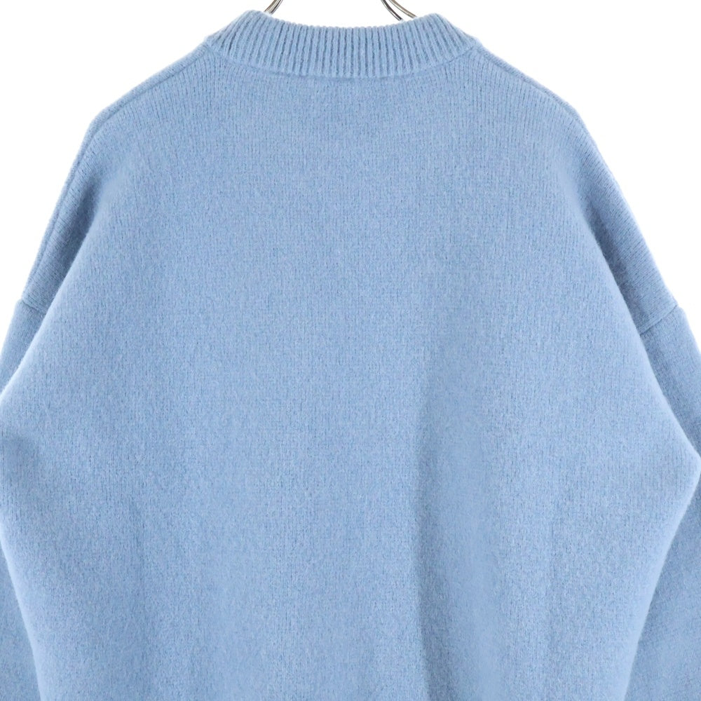 ami paris(アミパリス) ハートロゴ クルーネック長袖ニットセーター ライトブルー UKS836 KN0135