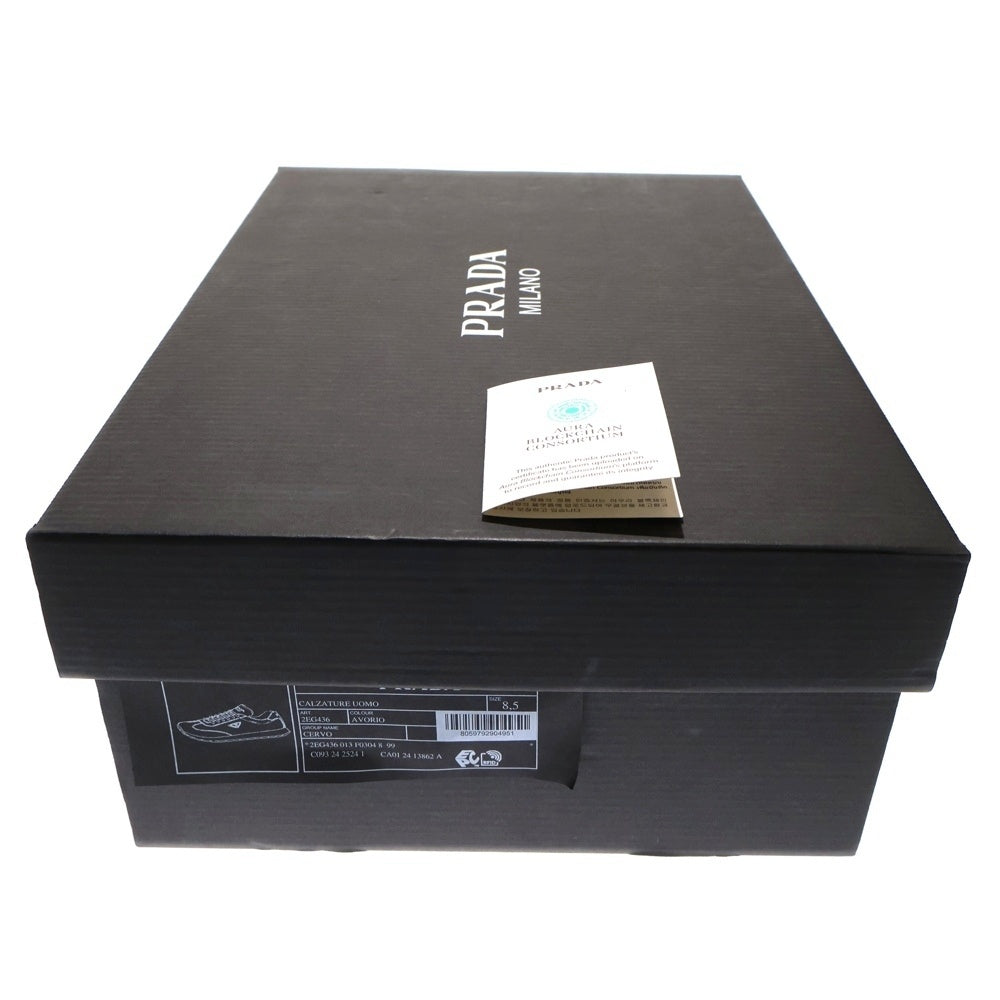 PRADA(プラダ) メタルロゴプレート レザーローカットスニーカー ホワイト