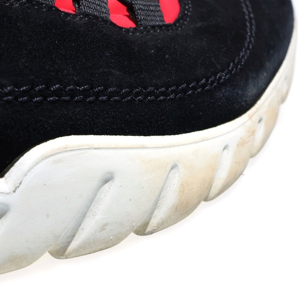 FENDI(フェンディ) スウェード ローカットスニーカー ブラック/レッド 7E1174