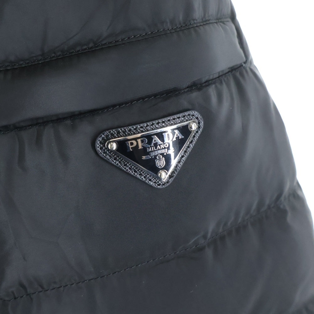 PRADA(プラダ) 23AW アームトライアングルロゴプレート ジップアップナイロンジャケット ブラック SGH071 R232