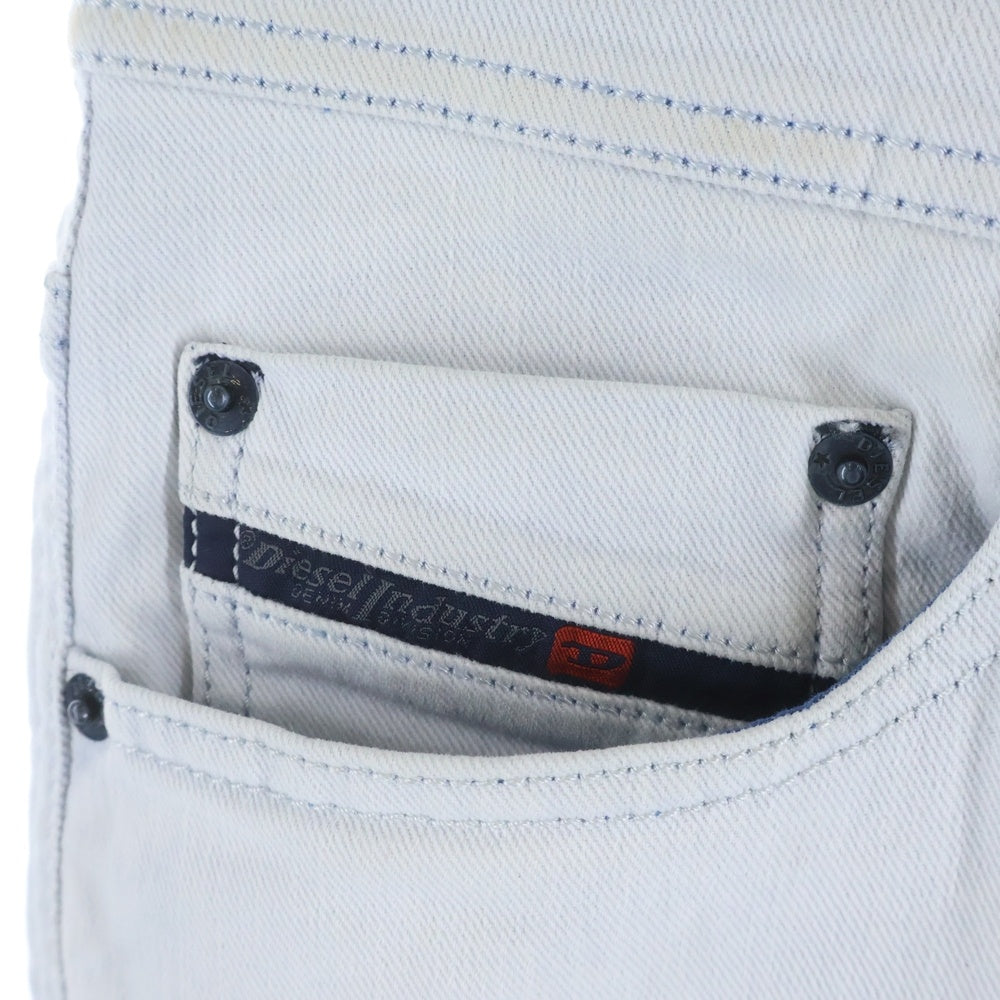 DIESEL(ディーゼル) SLIM-CARROT スリム キャロット デニムパンツ ジーンズ ホワイト