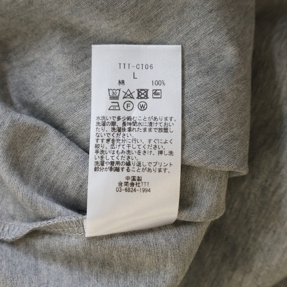 TTTMSW(ティーモダンストリートウェア) TTTMSW ティーモダンストリートウェア フロントロゴ クルーネック 半袖Tシャツ カットソー グレー TTT-CT06