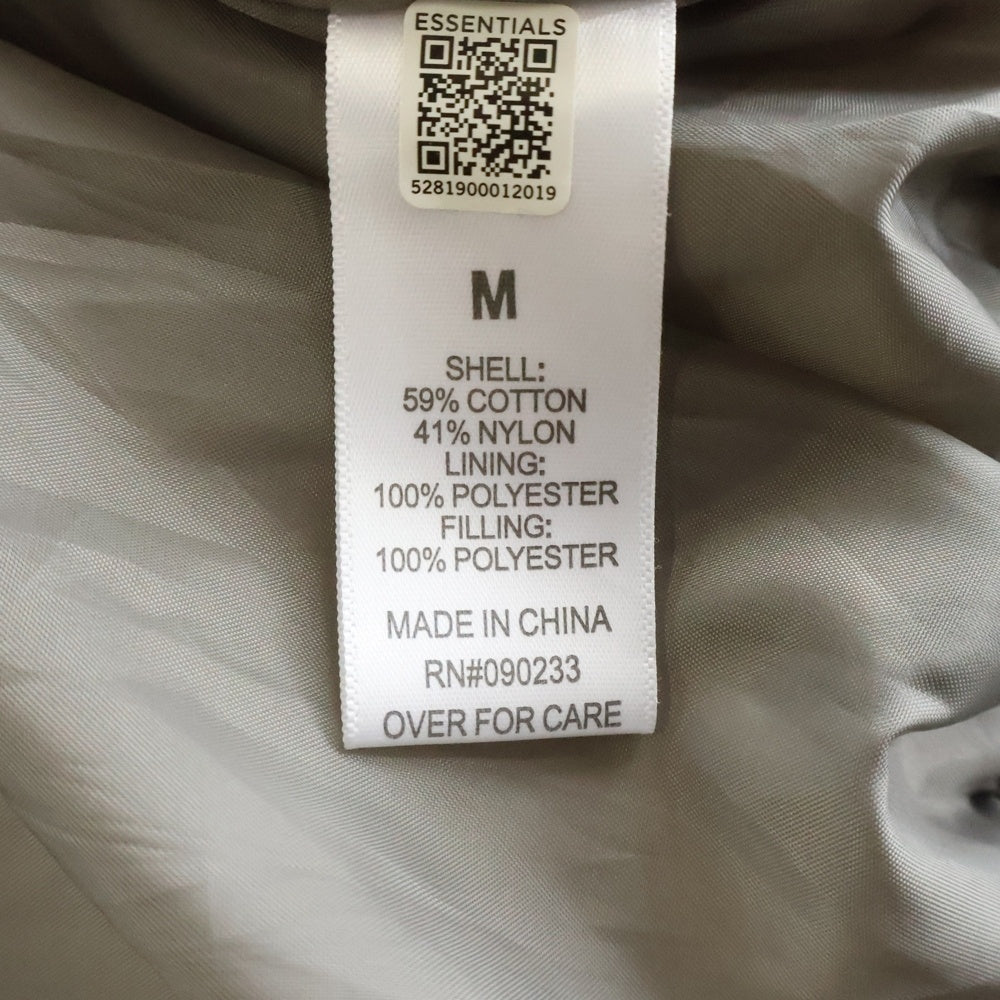 FEAR OF GOD ESSENTIALS(フィアオブゴッド エッセンシャルズ) PUFFER JACKET パファー ジップアップ ダウンジャケット ベージュ