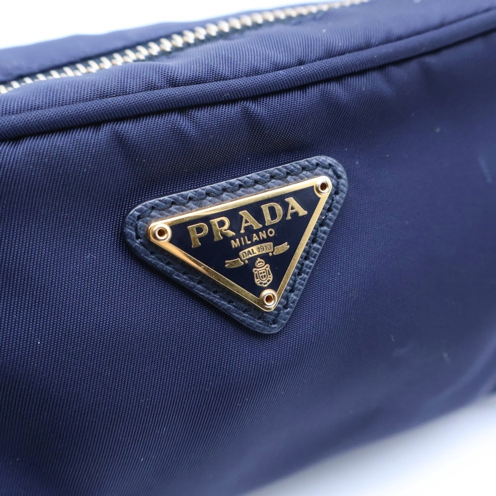 PRADA(プラダ) トライアングルロゴプレート ナイロンポーチ ネイビー レディース