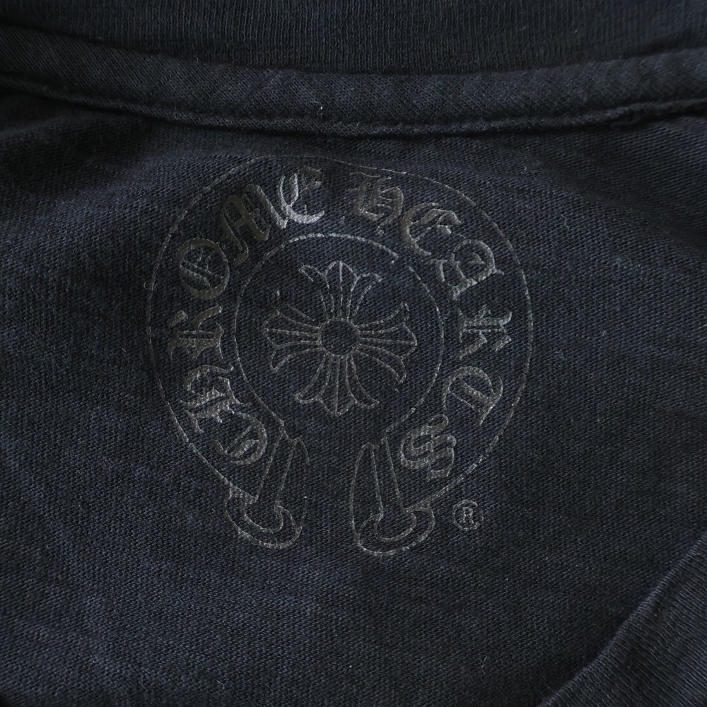 CHROME HEARTS(クロムハーツ) バックセメタリープリント ラグランクルーネック長袖Tシャツ ブラック/グレー