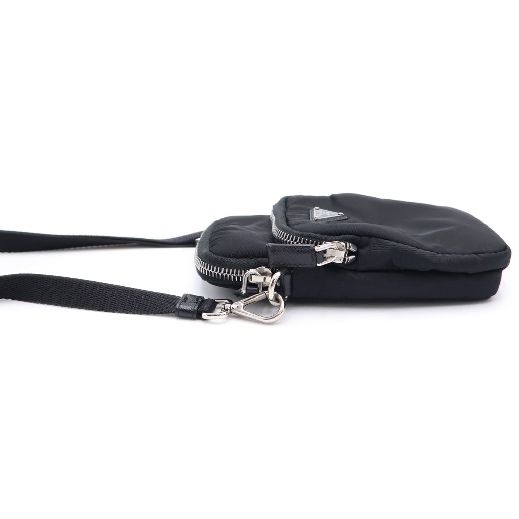 PRADA(プラダ) Re-Nylon トライアングルロゴプレート フォンケース ショルダーポーチ ブラック 2TZT024DMI F0002 レディース