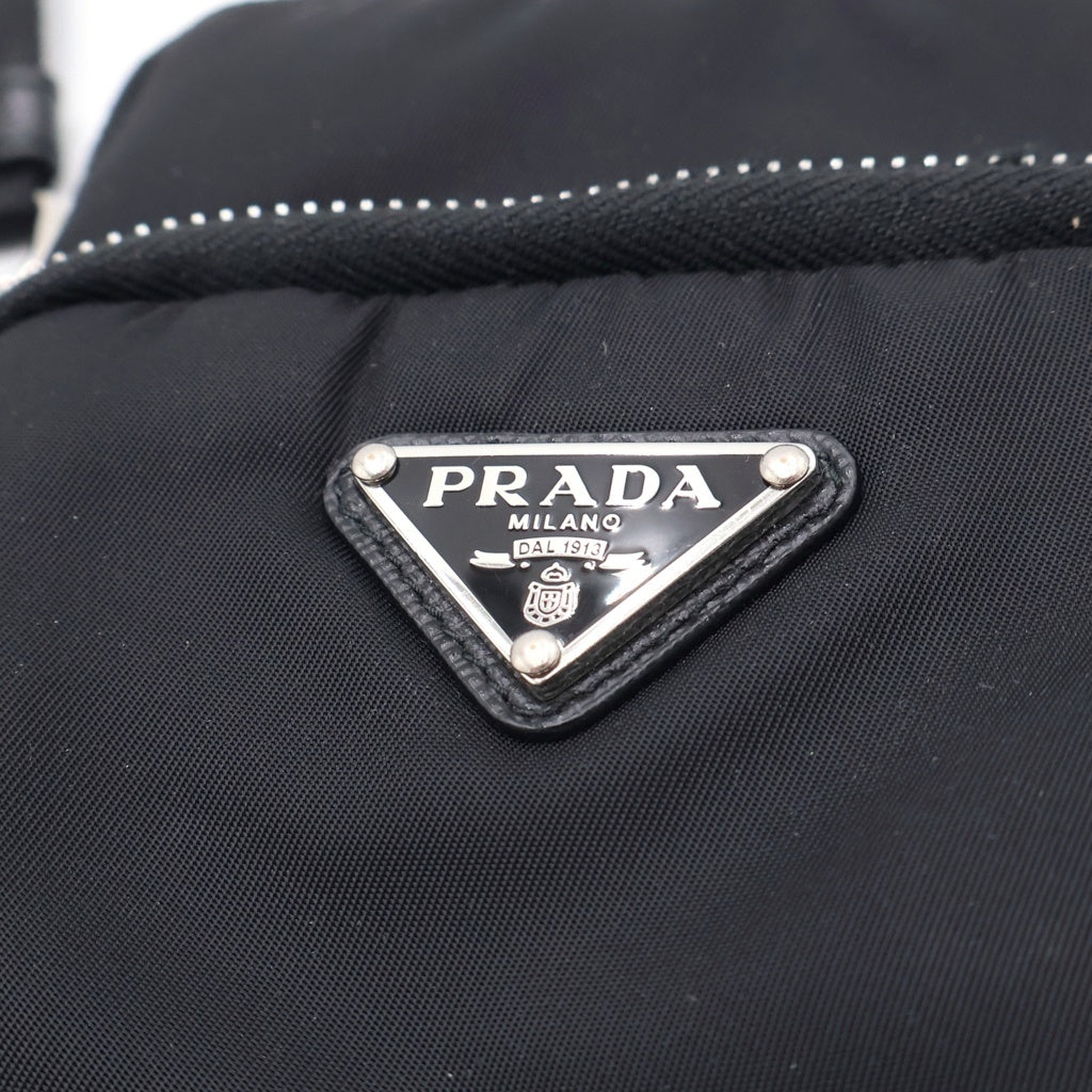 PRADA(プラダ) Re-Nylon トライアングルロゴプレート フォンケース ショルダーポーチ ブラック 2TZT024DMI F0002 レディース
