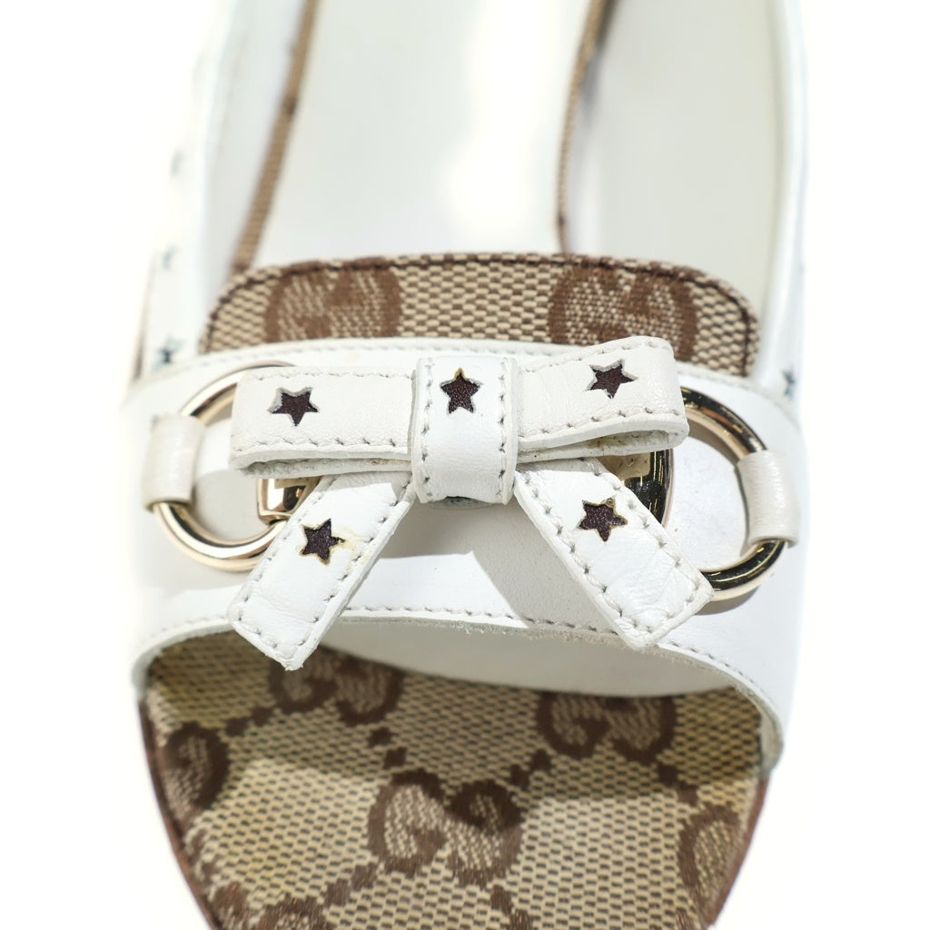 GUCCI(グッチ) GG総柄 ホースビット スター型抜き オープントゥ パンプス ベージュ/ホワイト レディース
