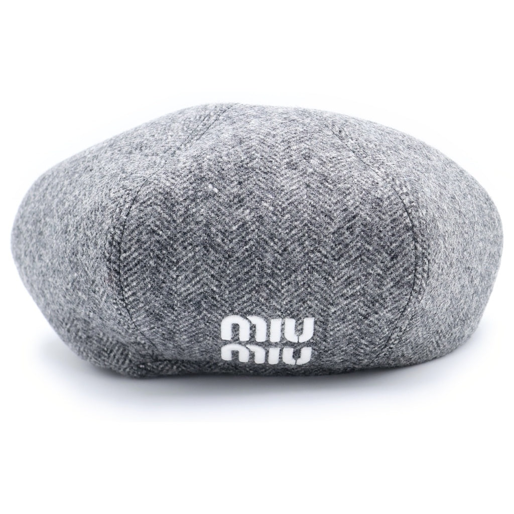 miumiu(ミュウミュウ) Logo Chevron Wool Beret フロントロゴ シェブロン ウール ベレー帽 グレー 5HC075 レディース