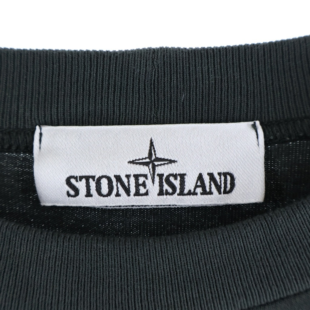 STONE ISLAND(ストーンアイランド) HEAVY COTTON JERSEY GARMENT DYED 袖ロゴパッチ付き クルーネック長袖Tシャツカットソー カーキ 811563750