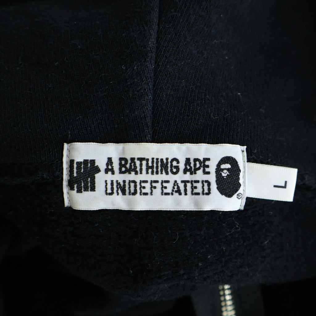 A BATHING APE(アベイシングエイプ) ×UNDEFEATED WOODLAND CAMO SHARK HOODIE アンディフィーデッド ウッドランド シャーク フルジップアップパーカー ブラック/カモ