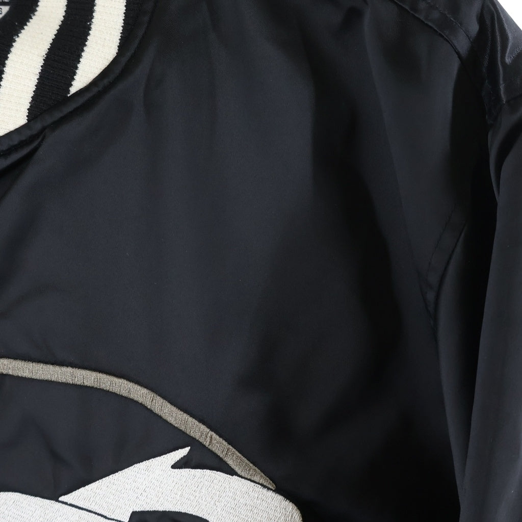 A BATHING APE(アベイシングエイプ) RELAXED FIT NYLON VARSITY JACKET バックロゴ刺繍 リラックスフィット ナイロンバーシティジャケット ブラック 1I80141002-BLK-00M