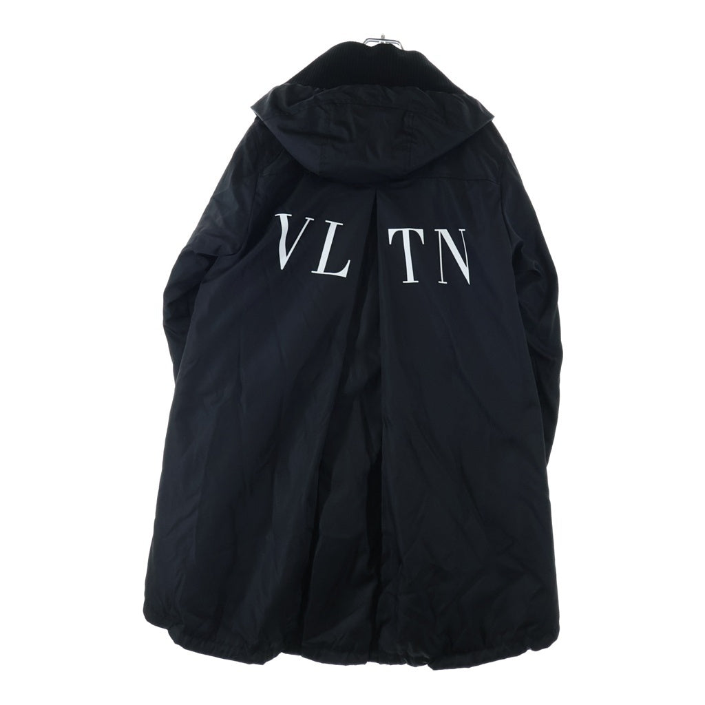 VALENTINO(ヴァレンティノ) VLTN ロゴプリント ナイロンコート ブラック QBCCK00S4AL