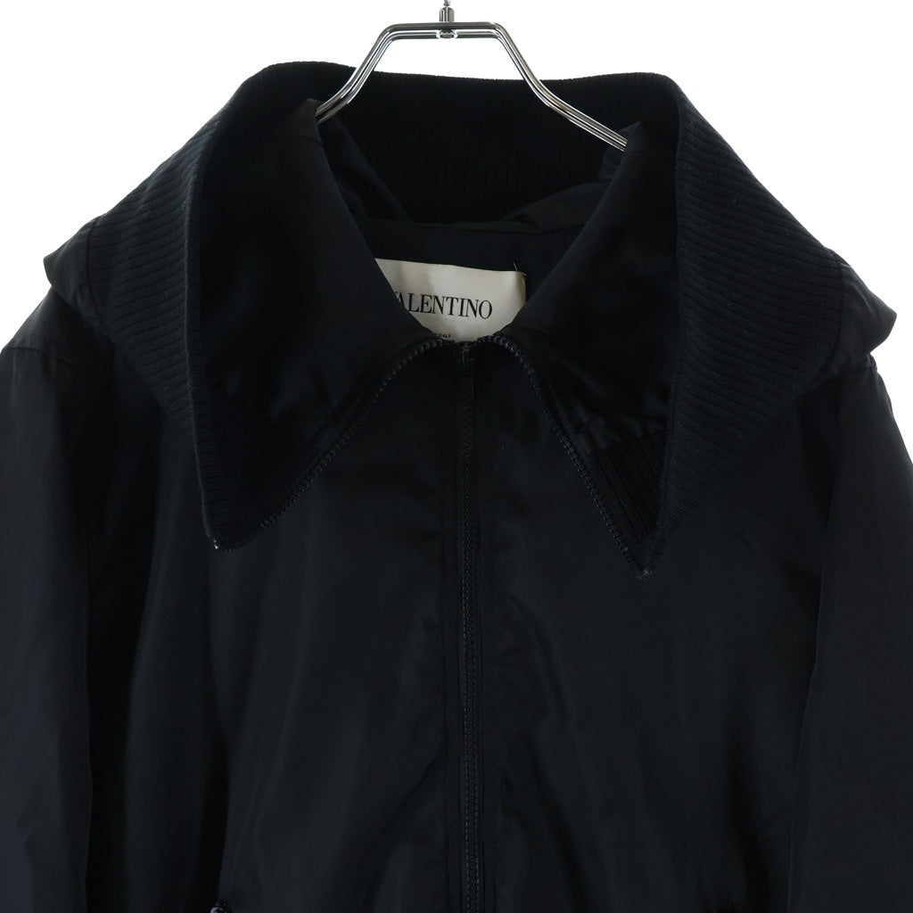 VALENTINO(ヴァレンティノ) VLTN ロゴプリント ナイロンコート ブラック QBCCK00S4AL
