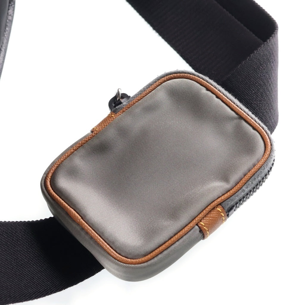 PRADA(プラダ) Re-Nylon サフィアーノレザー切り替えナイロンショルダーバッグ ブラック/グレー 2VD769