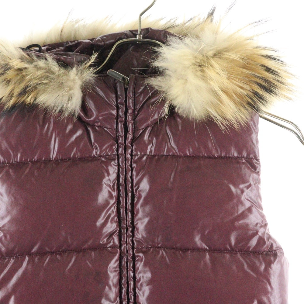 DUVETICA(デュベティカ) Goccia ファー フーデッド ジップアップ ノースリーブ ダウンベスト ボルドー レディース